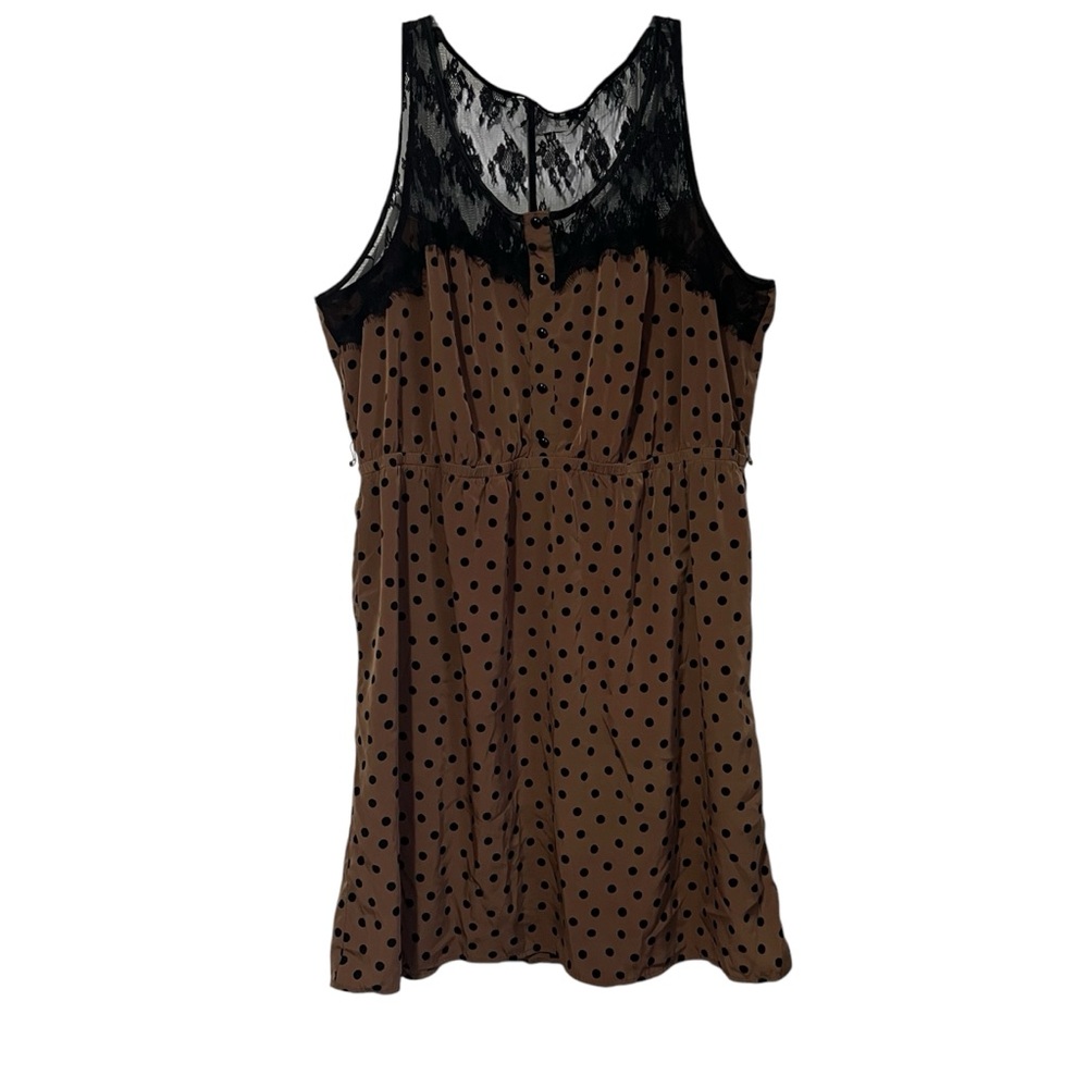 Forever 21 sleeveless polka dot dress with lace detail